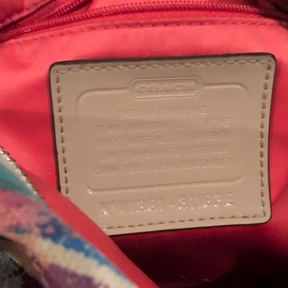 Gently-Used Coach Shoulder Bag - Picture 4 of 8